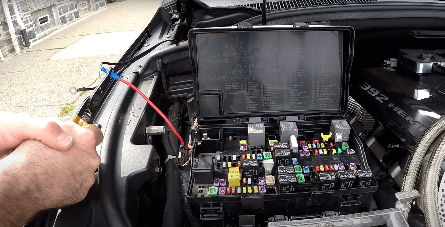 Best Dash Cam for Jeeps How to Install and Hide Wires Easily Eyewitness Dashcams